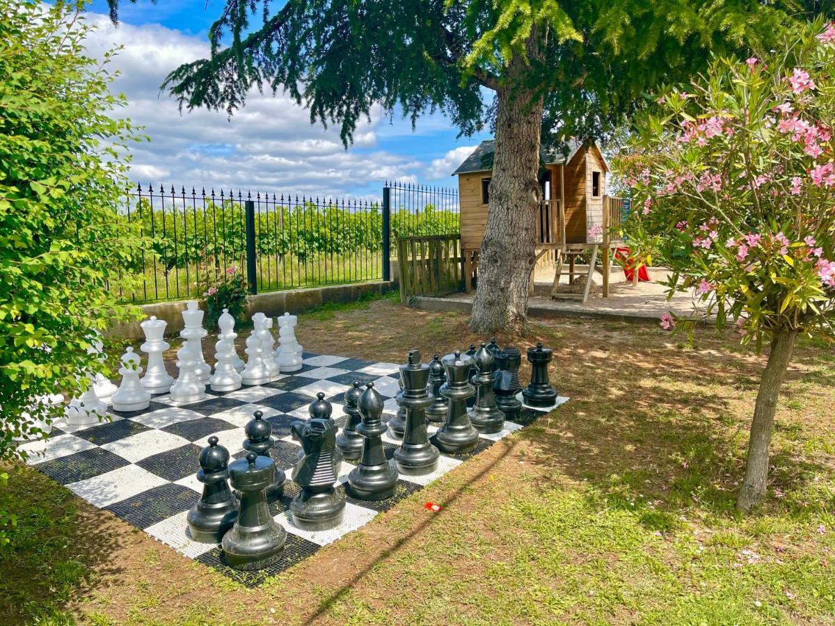 Camping Le Pressoir Petit-Palais-et-Cornemps Екстер'єр фото